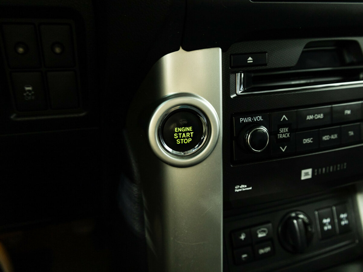 Купить Toyota Land Cruiser Prado с пробегом. Фото: #22