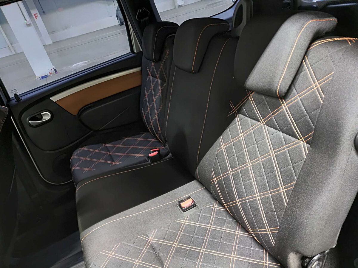 Купить Lada (ВАЗ) Largus с пробегом. Фото: #11