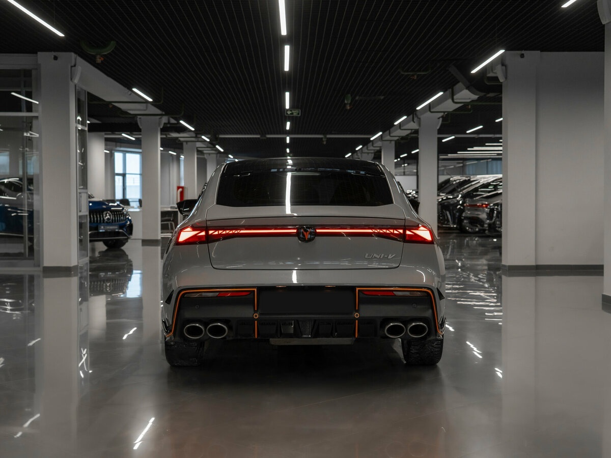 Купить Changan UNI-V с пробегом. Фото: #5