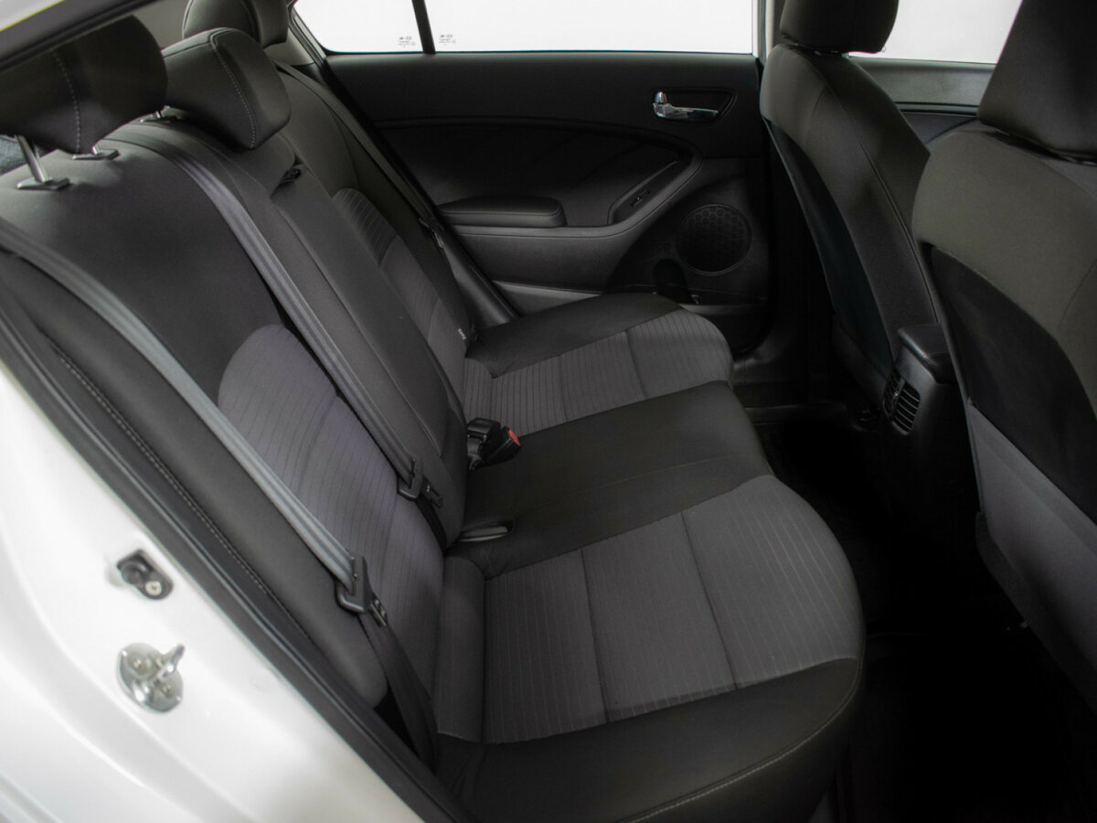Купить Kia Cerato с пробегом. Фото: #9