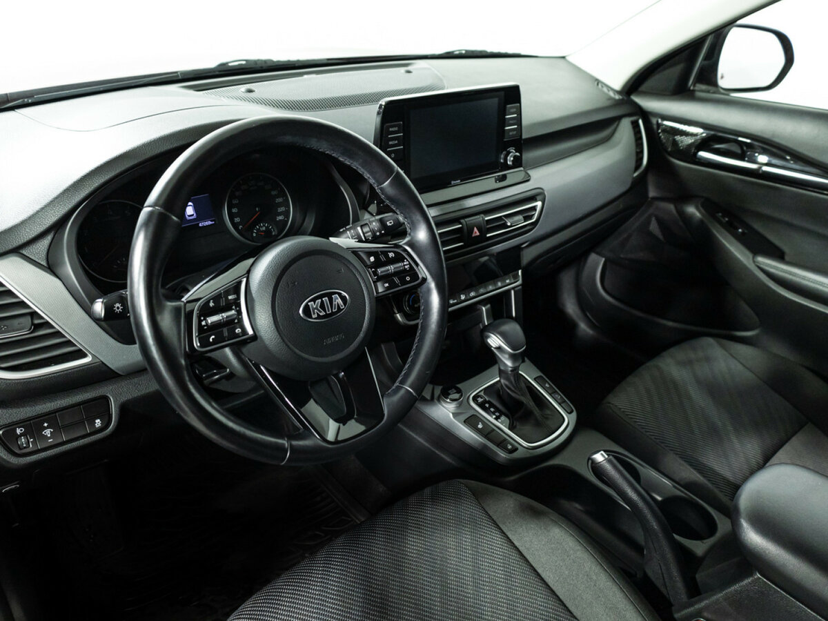 Купить Kia Seltos с пробегом. Фото: #10