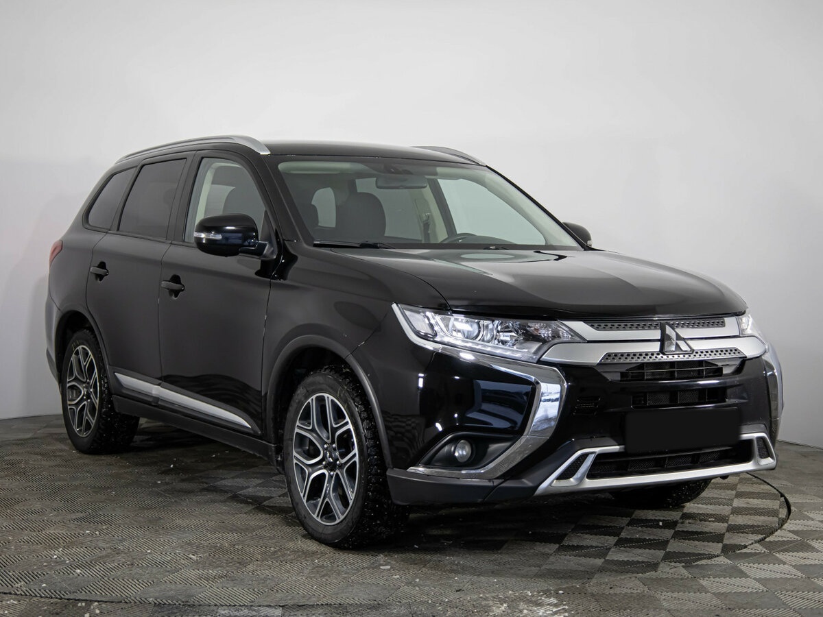 Купить Mitsubishi Outlander с пробегом. Фото: #2