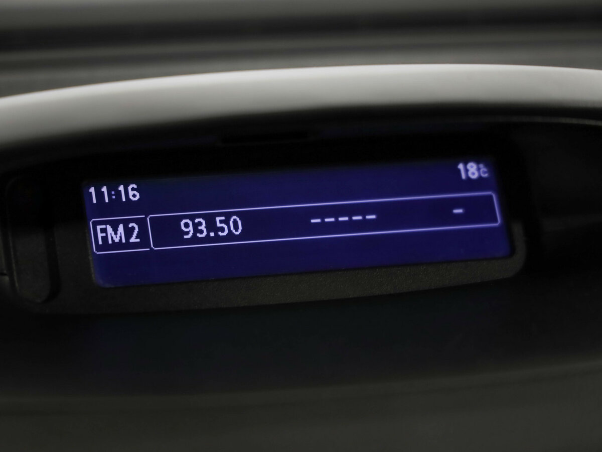 Купить Renault Fluence с пробегом. Фото: #10