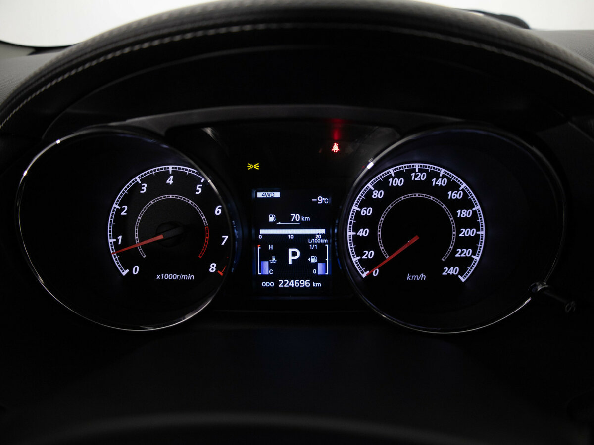 Купить Peugeot 4007 с пробегом. Фото: #7