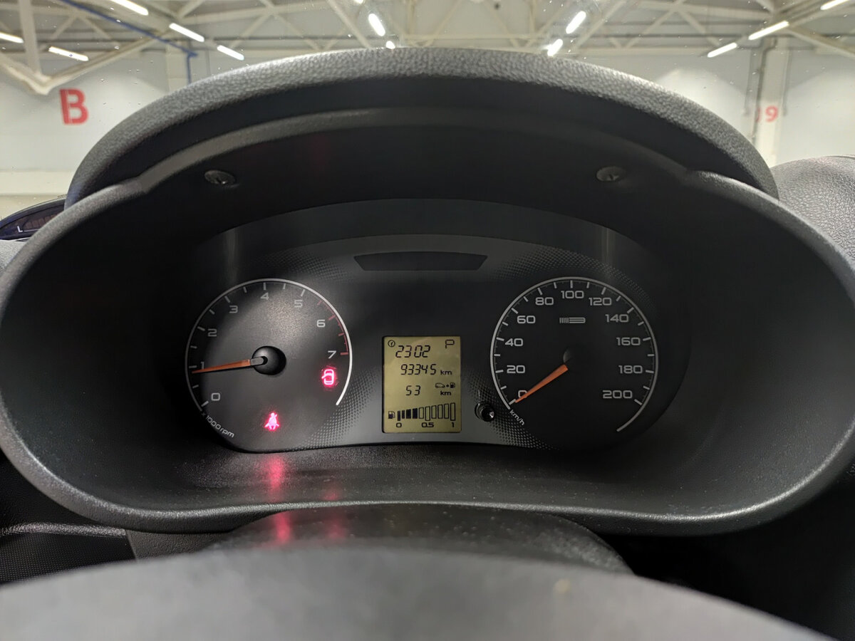 Купить Lada (ВАЗ) Granta с пробегом. Фото: #12