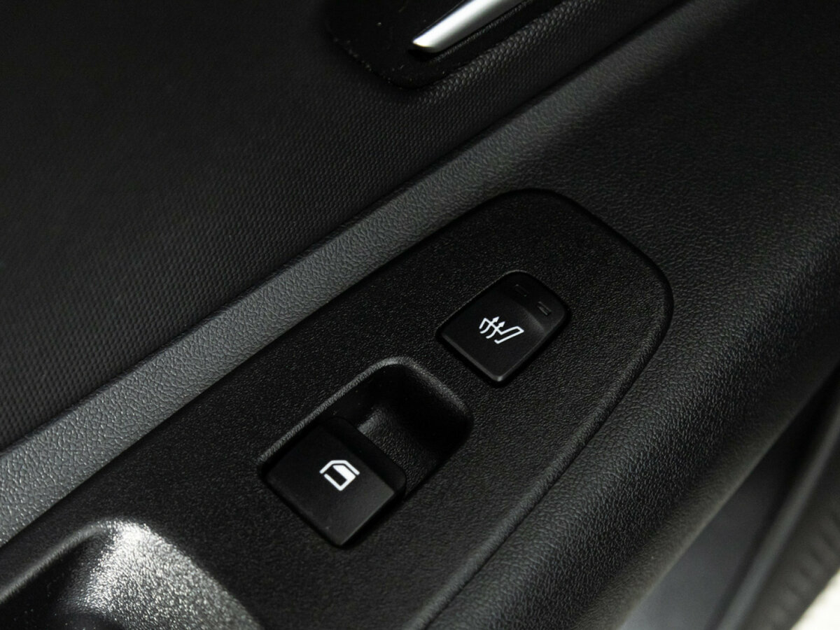 Купить Hyundai Elantra с пробегом. Фото: #16