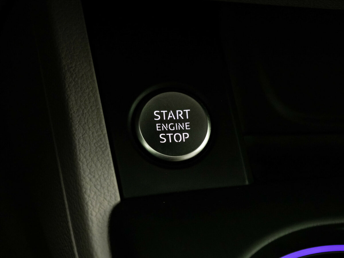 Купить Audi A4 с пробегом. Фото: #14