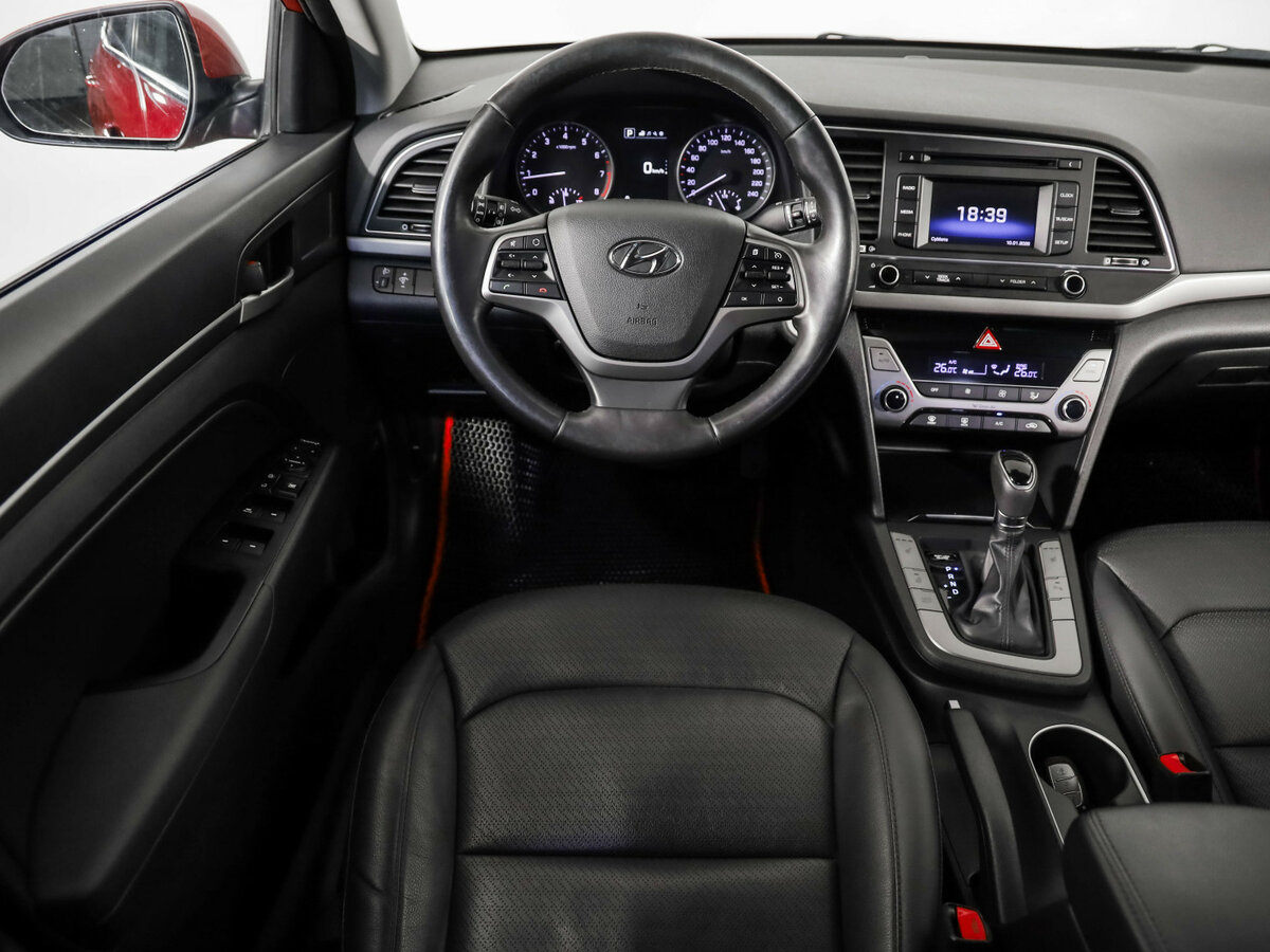 Купить Hyundai Elantra с пробегом. Фото: #5