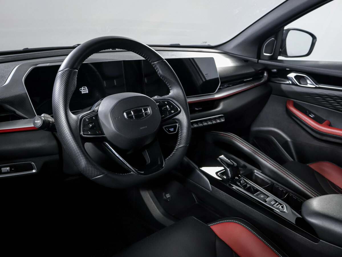 Купить Geely Coolray с пробегом. Фото: #11