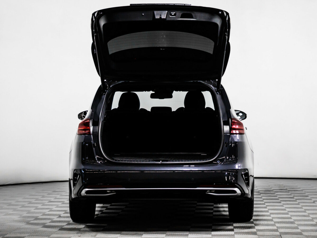 Купить Kia Ceed с пробегом. Фото: #11