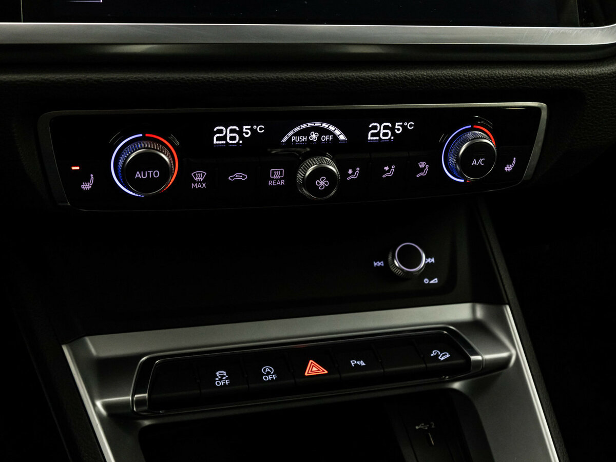 Купить Audi Q3 с пробегом. Фото: #12