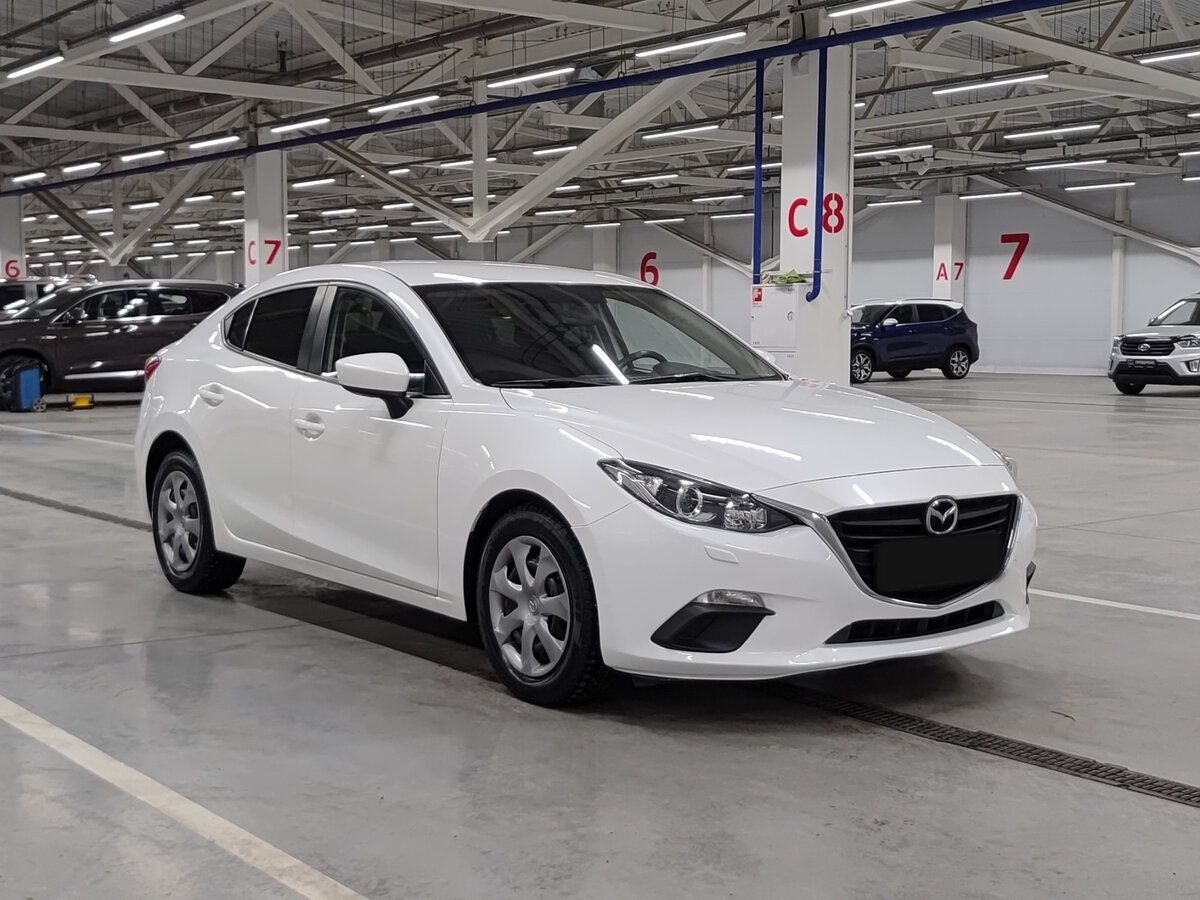 Купить Mazda 3 с пробегом. Фото: #2